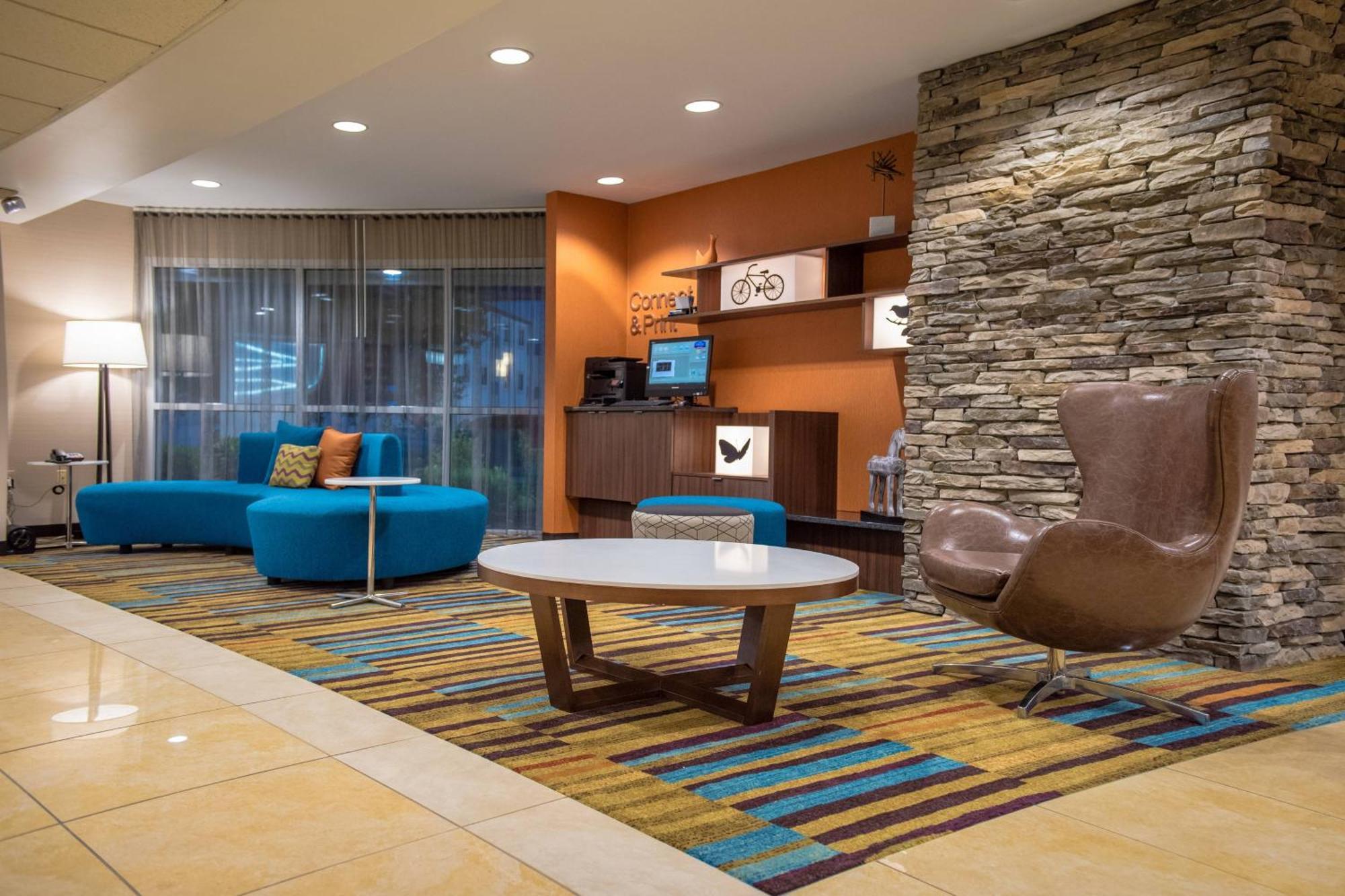 Fairfield Inn & Suites By Marriott Knoxville/East Интериор снимка