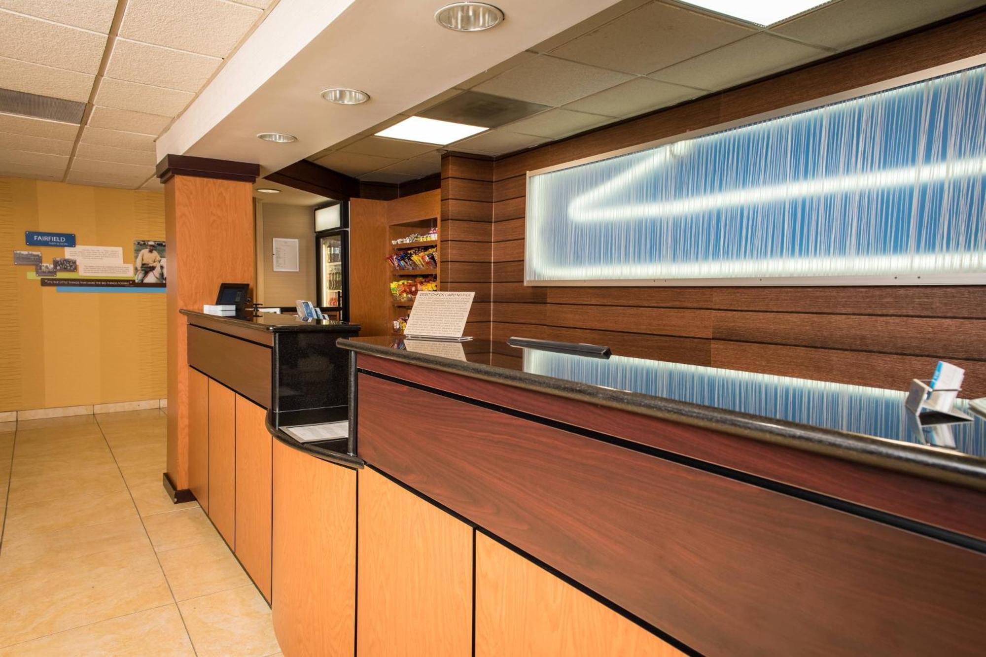Fairfield Inn & Suites By Marriott Knoxville/East Интериор снимка